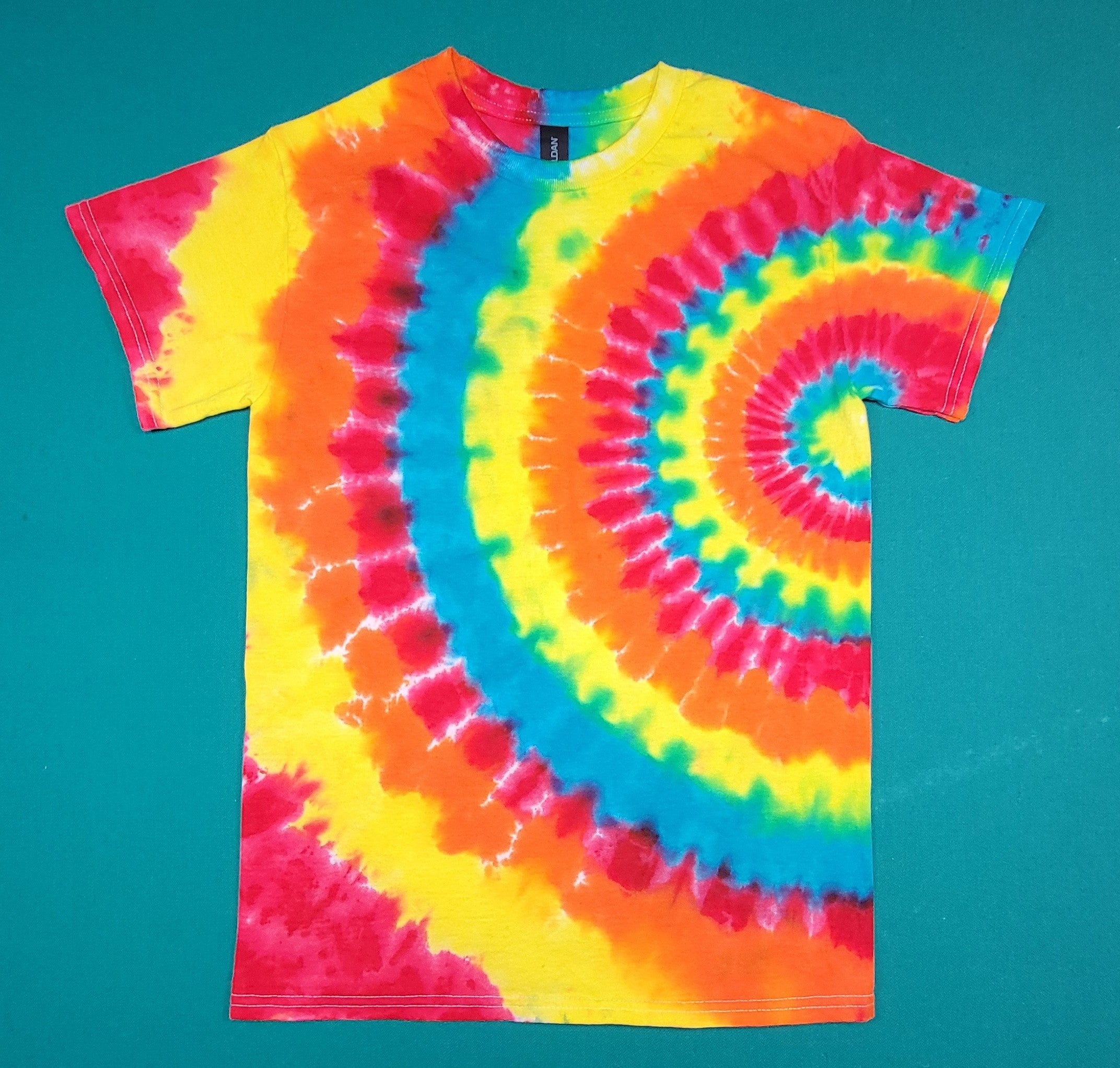 Colorful Short Sleeve T-shirt Fan Fold, size Adult Small