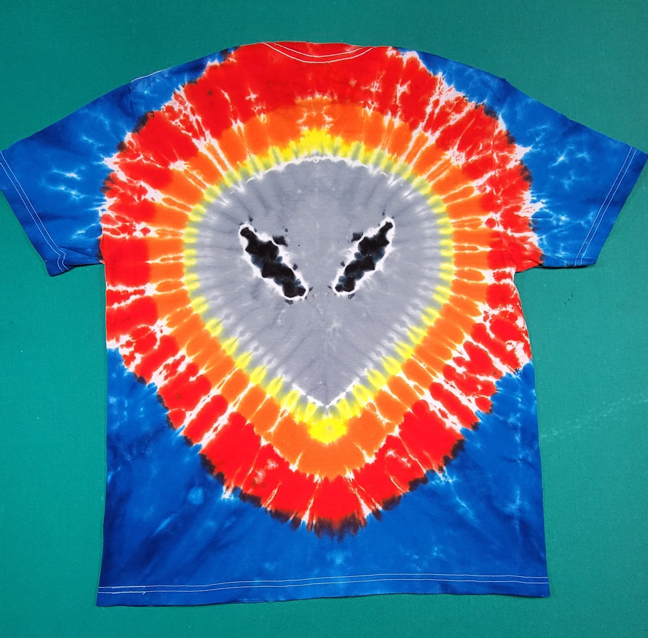 DISCOUNT First attempt Making Alien T-shirt, size Large