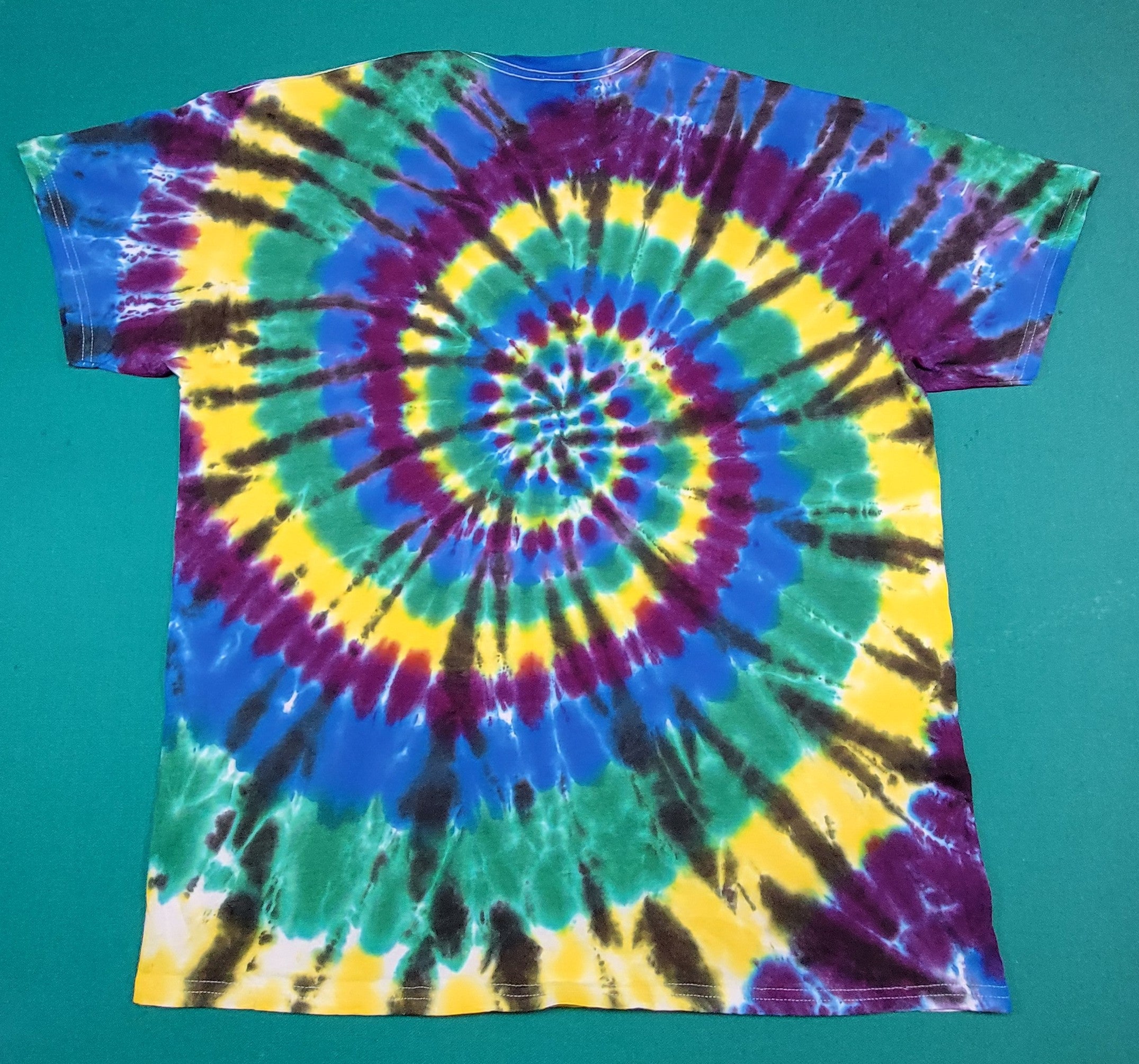 Colorful Swirl T-shirt with Black, size XL
