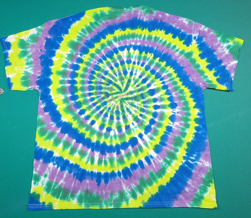 Colorful Swirl Blue and Yellow T-shirt, size XXL